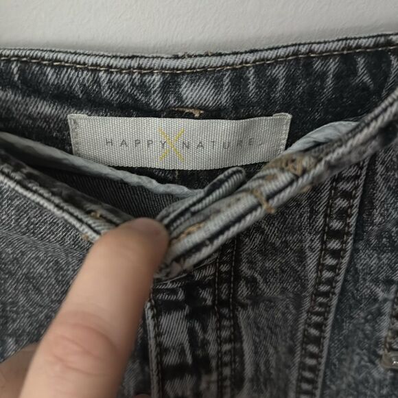 Happy Nature Ultra High Waisted Seamed Vintage-Inspired Acid Wash Denim Shorts - Picture 4 of 7